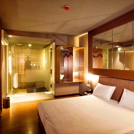 108 Hotel By Him Jakarta Exteriér fotografie