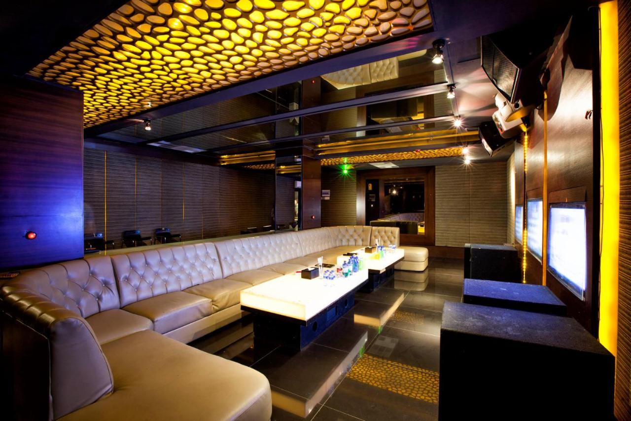 108 Hotel By Him Jakarta Exteriér fotografie